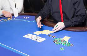 How to Play Count Out Poker